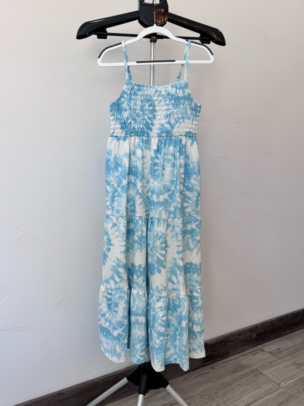 82° Cool Blue & White Tie Dye Tiered Spaghetti Strap Maxi Dress, Size Small
